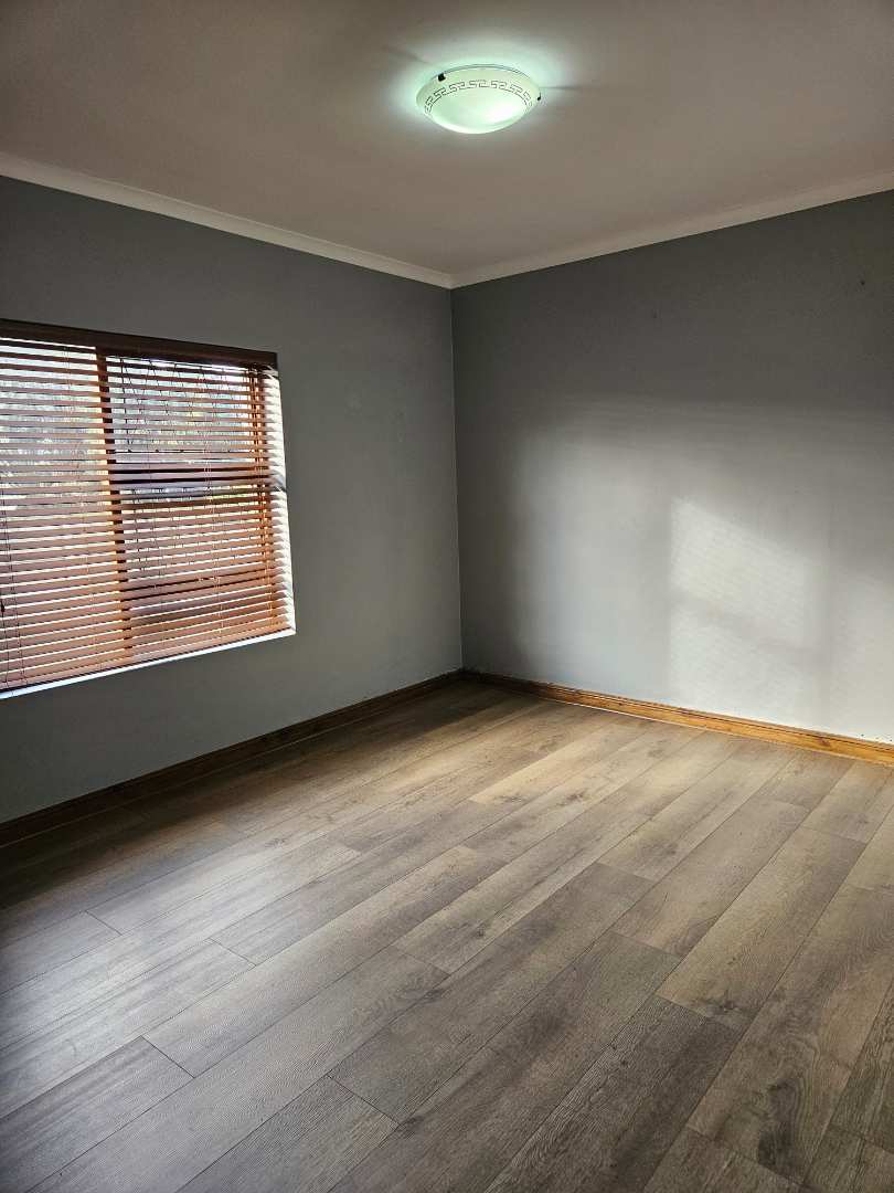 4 Bedroom Property for Sale in Kamma Heights Eastern Cape